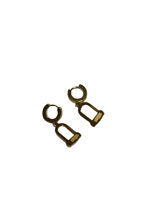 Courrier Caverne Earrings